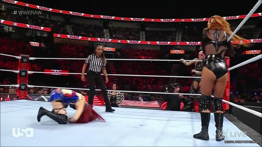 WWE_Monday_Night_Raw_2023_01_02_720p_HDTV_x264-NWCHD_mp4_005016283.jpg