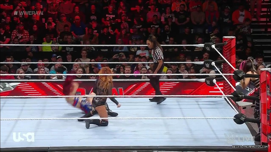 WWE_Monday_Night_Raw_2023_01_02_720p_HDTV_x264-NWCHD_mp4_005020287.jpg