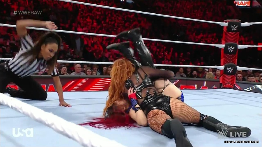WWE_Monday_Night_Raw_2023_01_02_720p_HDTV_x264-NWCHD_mp4_005023090.jpg