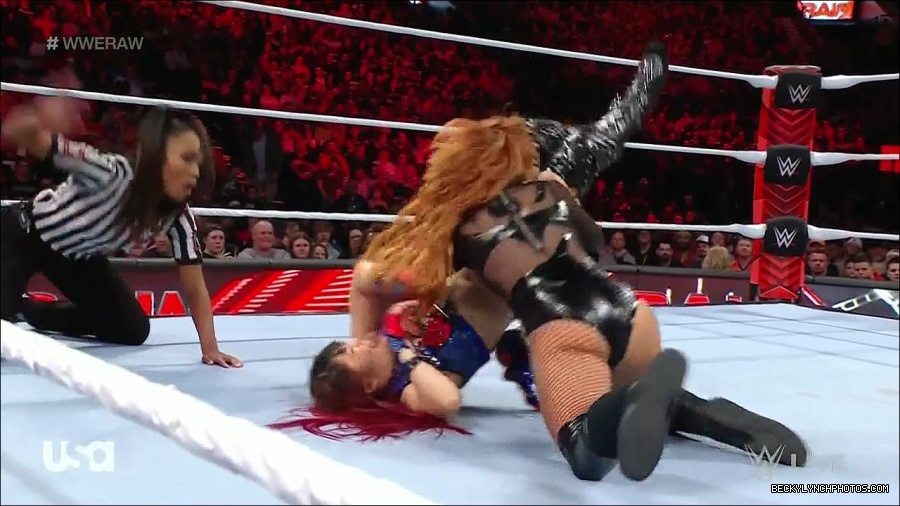 WWE_Monday_Night_Raw_2023_01_02_720p_HDTV_x264-NWCHD_mp4_005023490.jpg