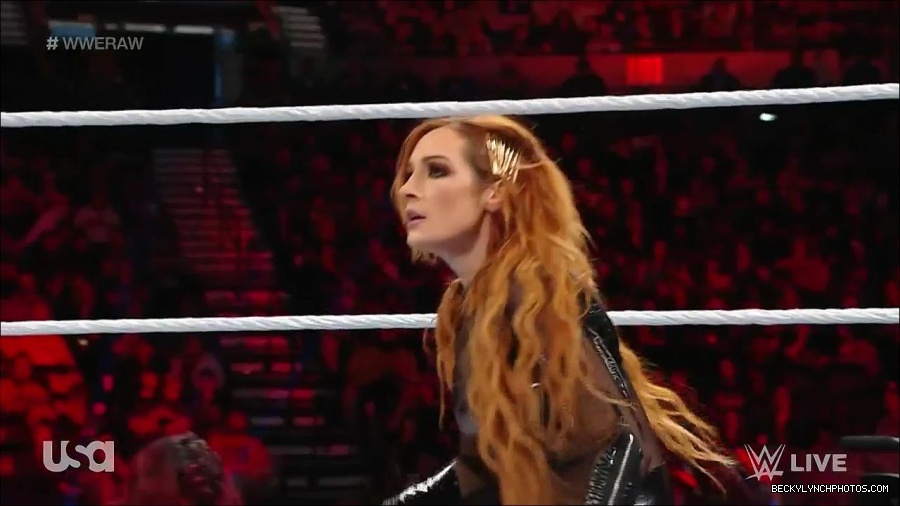 WWE_Monday_Night_Raw_2023_01_02_720p_HDTV_x264-NWCHD_mp4_005059926.jpg