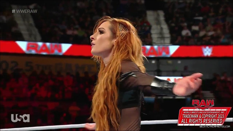 WWE_Monday_Night_Raw_2023_01_02_720p_HDTV_x264-NWCHD_mp4_005062329.jpg