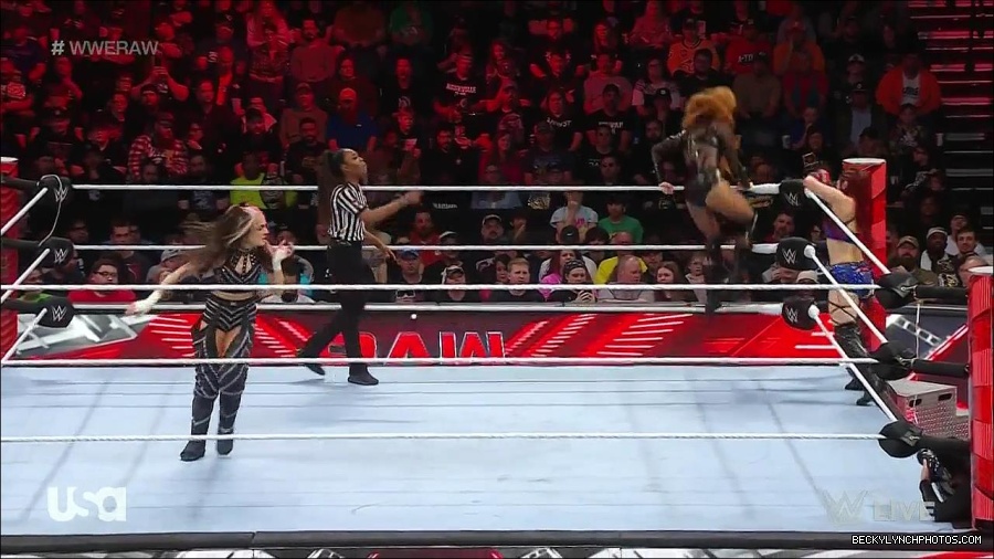 WWE_Monday_Night_Raw_2023_01_02_720p_HDTV_x264-NWCHD_mp4_005093960.jpg