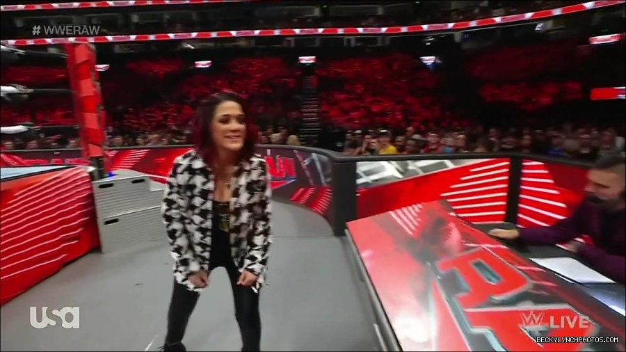 WWE_Monday_Night_Raw_2023_01_02_720p_HDTV_x264-NWCHD_mp4_005105572.jpg