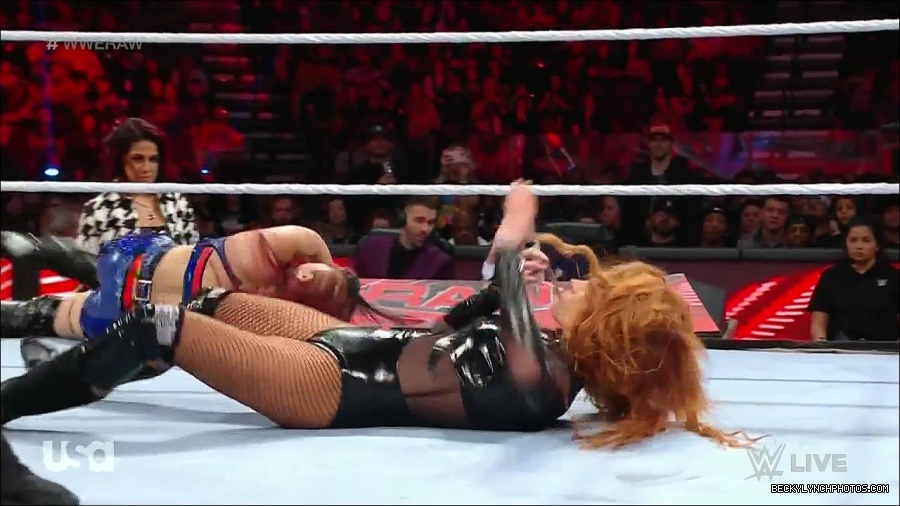 WWE_Monday_Night_Raw_2023_01_02_720p_HDTV_x264-NWCHD_mp4_005150016.jpg