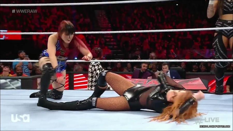 WWE_Monday_Night_Raw_2023_01_02_720p_HDTV_x264-NWCHD_mp4_005151218.jpg
