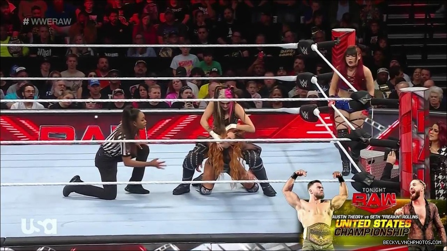 WWE_Monday_Night_Raw_2023_01_02_720p_HDTV_x264-NWCHD_mp4_005165232.jpg