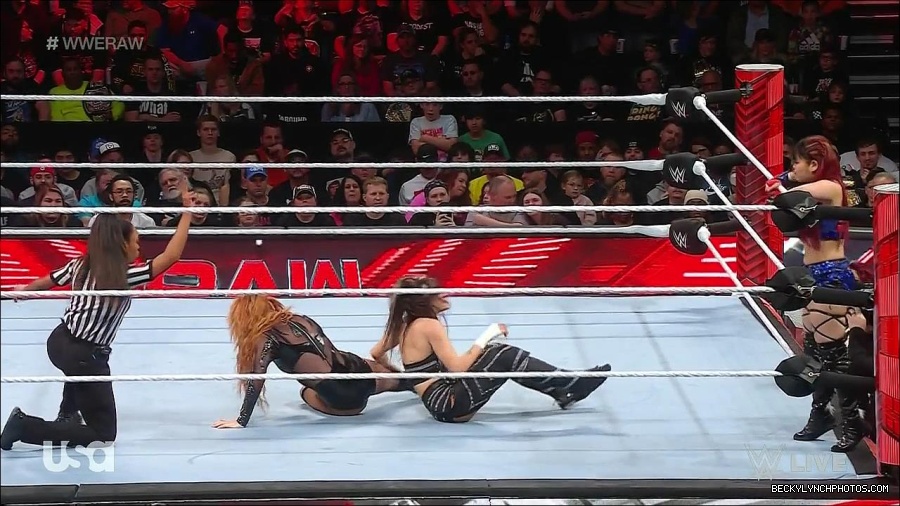 WWE_Monday_Night_Raw_2023_01_02_720p_HDTV_x264-NWCHD_mp4_005181815.jpg