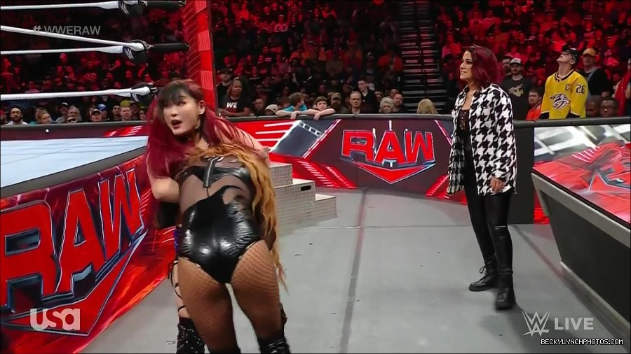 WWE_Monday_Night_Raw_2023_01_02_720p_HDTV_x264-NWCHD_mp4_005220654.jpg