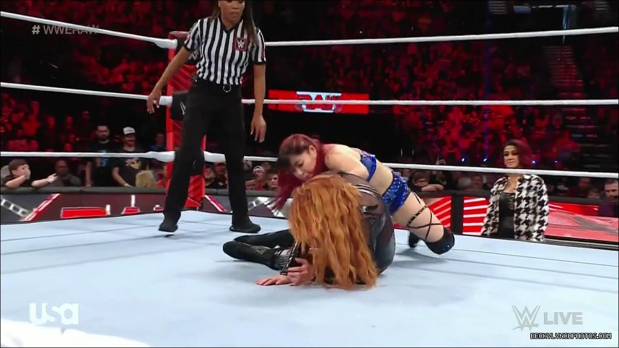 WWE_Monday_Night_Raw_2023_01_02_720p_HDTV_x264-NWCHD_mp4_005227861.jpg