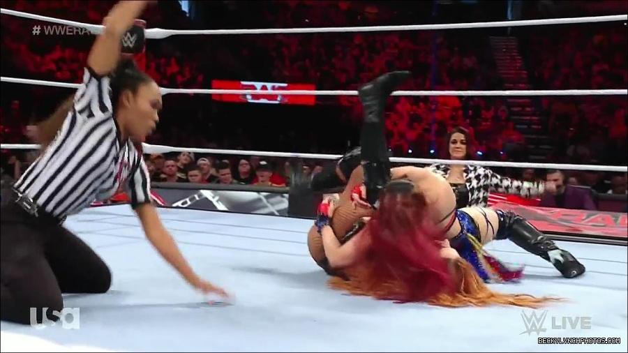 WWE_Monday_Night_Raw_2023_01_02_720p_HDTV_x264-NWCHD_mp4_005229062.jpg