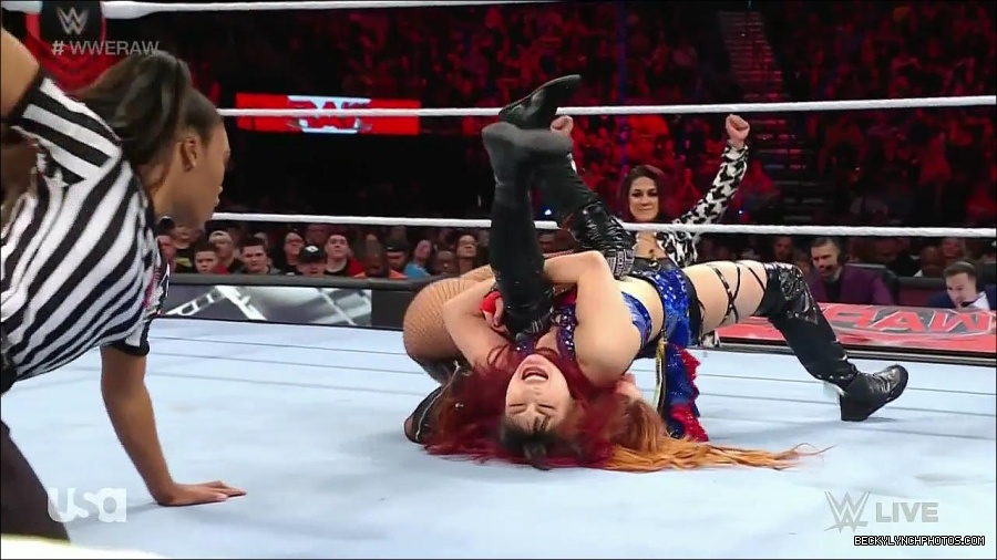 WWE_Monday_Night_Raw_2023_01_02_720p_HDTV_x264-NWCHD_mp4_005229863.jpg