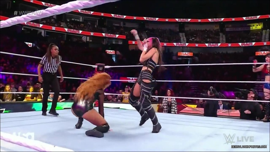 WWE_Monday_Night_Raw_2023_01_02_720p_HDTV_x264-NWCHD_mp4_005252285.jpg