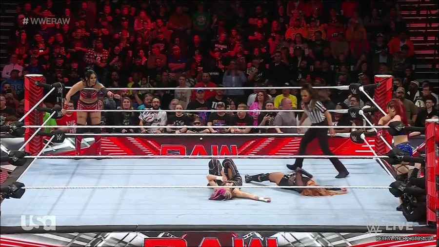 WWE_Monday_Night_Raw_2023_01_02_720p_HDTV_x264-NWCHD_mp4_005257490.jpg