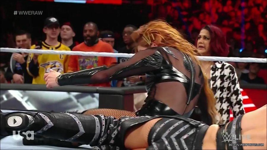 WWE_Monday_Night_Raw_2023_01_02_720p_HDTV_x264-NWCHD_mp4_005261895.jpg