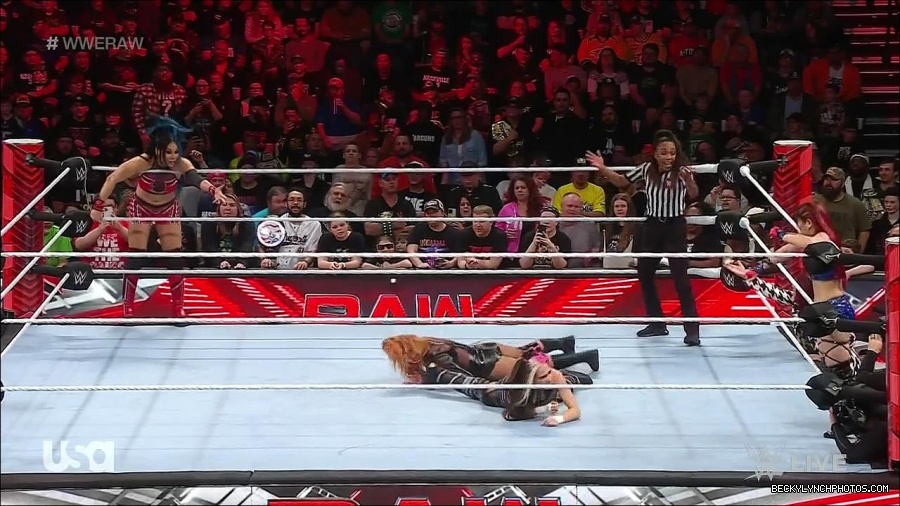 WWE_Monday_Night_Raw_2023_01_02_720p_HDTV_x264-NWCHD_mp4_005264297.jpg