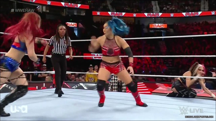 WWE_Monday_Night_Raw_2023_01_02_720p_HDTV_x264-NWCHD_mp4_005272706.jpg