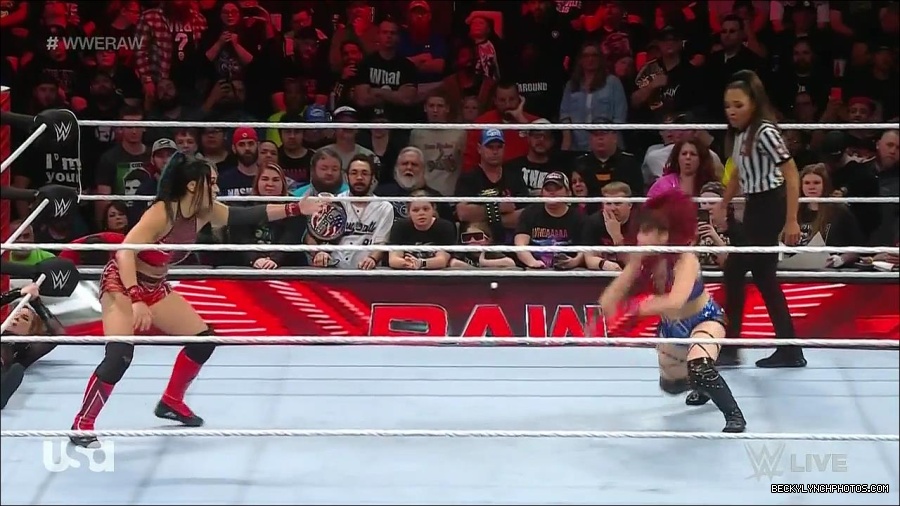 WWE_Monday_Night_Raw_2023_01_02_720p_HDTV_x264-NWCHD_mp4_005277110.jpg