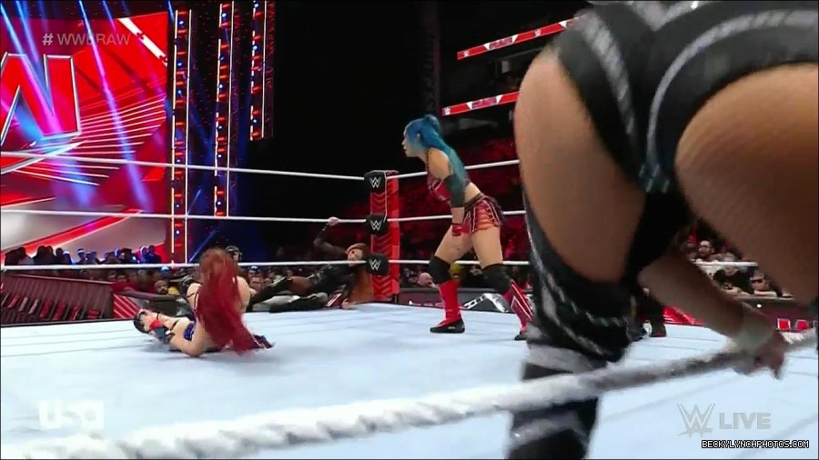 WWE_Monday_Night_Raw_2023_01_02_720p_HDTV_x264-NWCHD_mp4_005279112.jpg