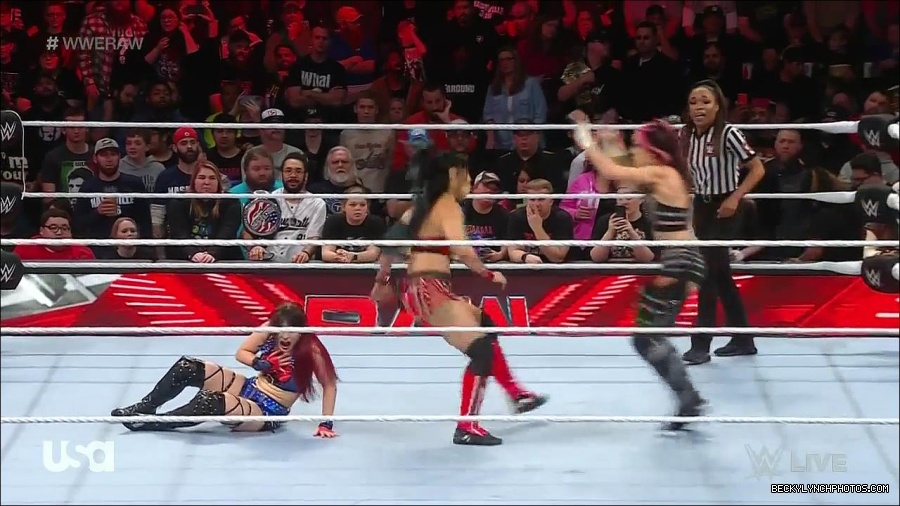 WWE_Monday_Night_Raw_2023_01_02_720p_HDTV_x264-NWCHD_mp4_005280714.jpg