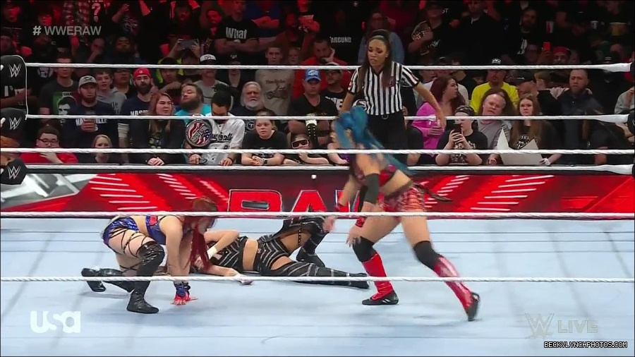 WWE_Monday_Night_Raw_2023_01_02_720p_HDTV_x264-NWCHD_mp4_005283116.jpg
