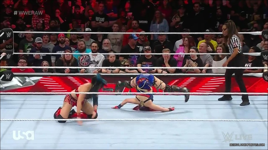 WWE_Monday_Night_Raw_2023_01_02_720p_HDTV_x264-NWCHD_mp4_005292726.jpg