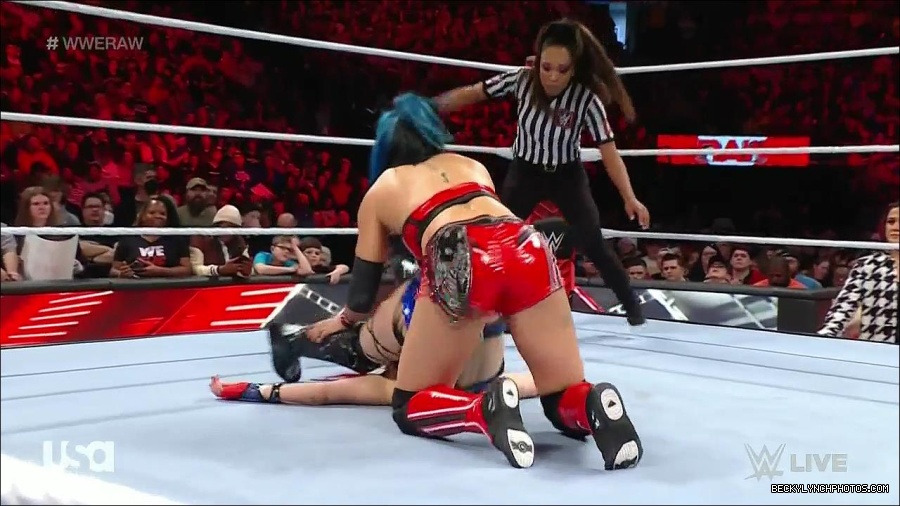 WWE_Monday_Night_Raw_2023_01_02_720p_HDTV_x264-NWCHD_mp4_005293927.jpg