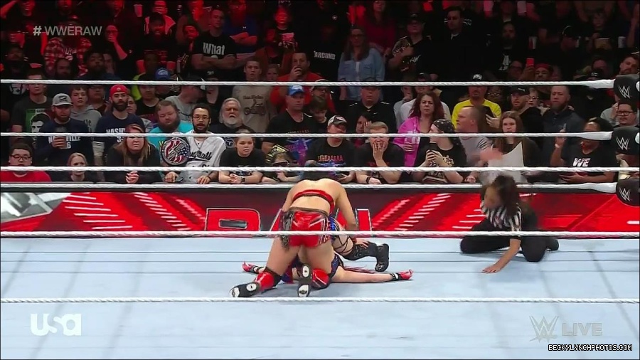 WWE_Monday_Night_Raw_2023_01_02_720p_HDTV_x264-NWCHD_mp4_005294327.jpg