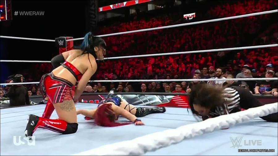 WWE_Monday_Night_Raw_2023_01_02_720p_HDTV_x264-NWCHD_mp4_005296329.jpg