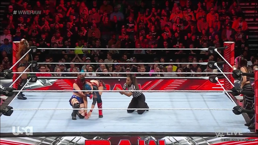 WWE_Monday_Night_Raw_2023_01_02_720p_HDTV_x264-NWCHD_mp4_005369202.jpg