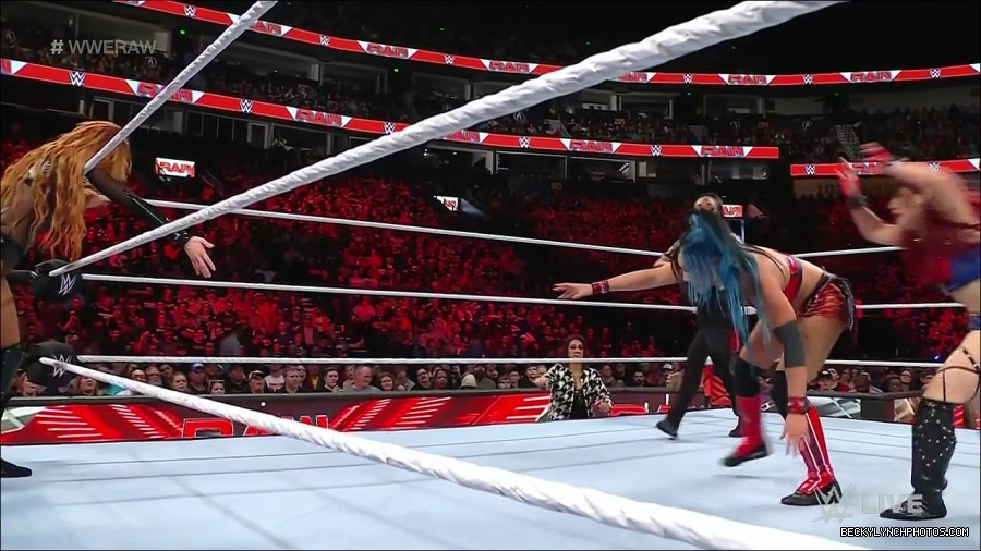 WWE_Monday_Night_Raw_2023_01_02_720p_HDTV_x264-NWCHD_mp4_005423023.jpg