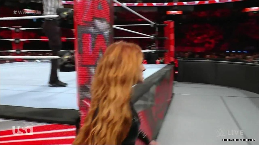 WWE_Monday_Night_Raw_2023_01_02_720p_HDTV_x264-NWCHD_mp4_005459459.jpg