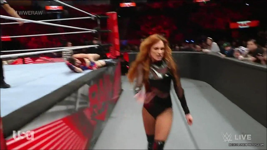 WWE_Monday_Night_Raw_2023_01_02_720p_HDTV_x264-NWCHD_mp4_005463463.jpg