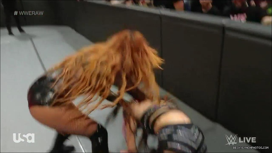 WWE_Monday_Night_Raw_2023_01_02_720p_HDTV_x264-NWCHD_mp4_005465065.jpg