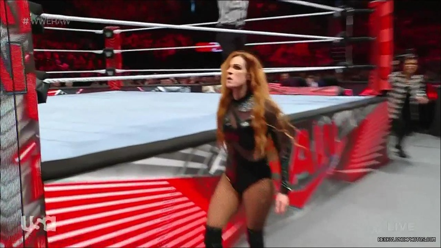 WWE_Monday_Night_Raw_2023_01_02_720p_HDTV_x264-NWCHD_mp4_005471872.jpg