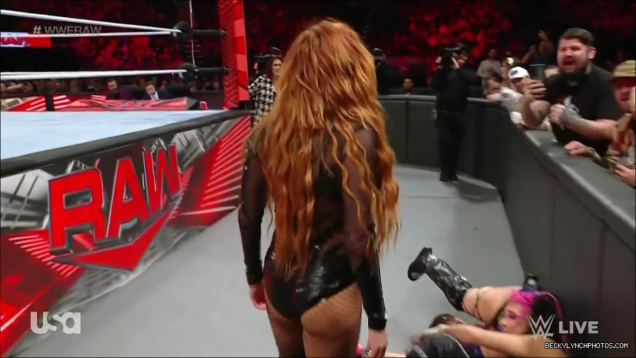 WWE_Monday_Night_Raw_2023_01_02_720p_HDTV_x264-NWCHD_mp4_005474675.jpg