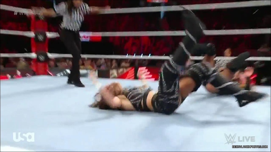 WWE_Monday_Night_Raw_2023_01_02_720p_HDTV_x264-NWCHD_mp4_005491091.jpg