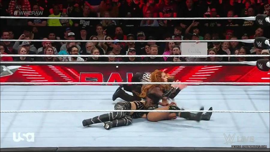 WWE_Monday_Night_Raw_2023_01_02_720p_HDTV_x264-NWCHD_mp4_005495896.jpg