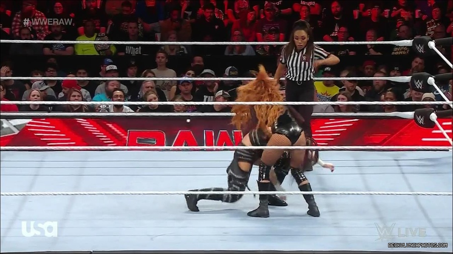 WWE_Monday_Night_Raw_2023_01_02_720p_HDTV_x264-NWCHD_mp4_005503503.jpg