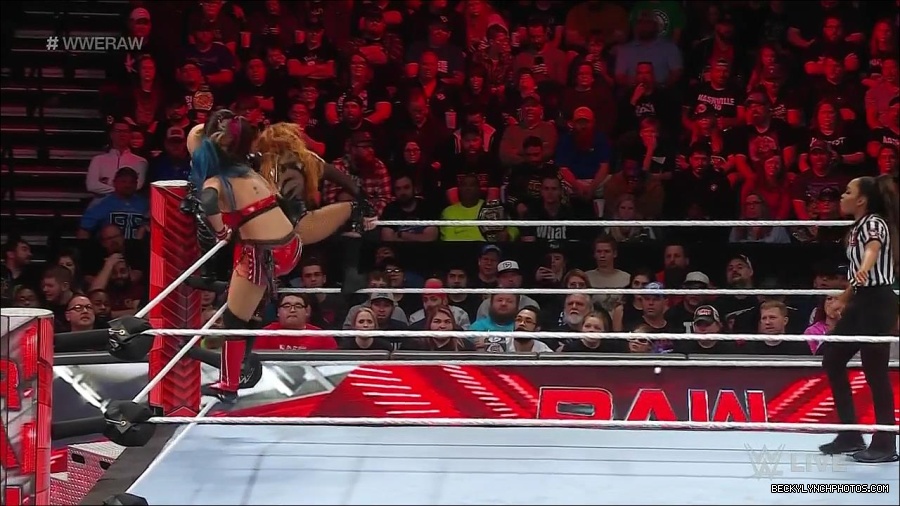 WWE_Monday_Night_Raw_2023_01_02_720p_HDTV_x264-NWCHD_mp4_005519119.jpg