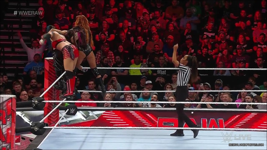 WWE_Monday_Night_Raw_2023_01_02_720p_HDTV_x264-NWCHD_mp4_005522322.jpg