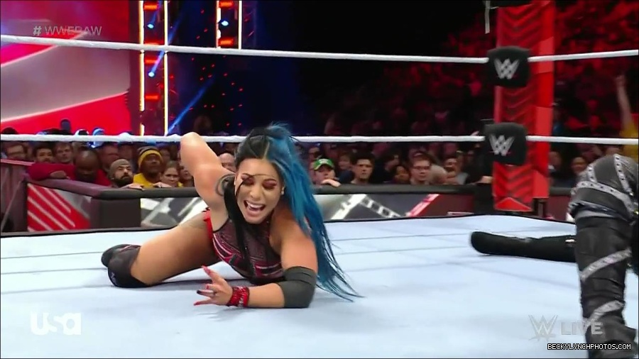 WWE_Monday_Night_Raw_2023_01_02_720p_HDTV_x264-NWCHD_mp4_005531531.jpg