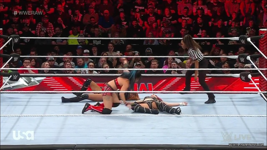 WWE_Monday_Night_Raw_2023_01_02_720p_HDTV_x264-NWCHD_mp4_005534735.jpg