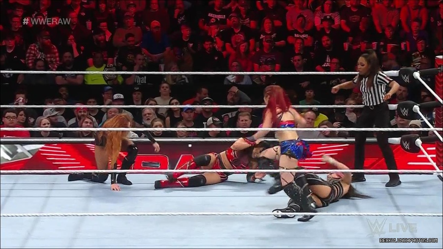 WWE_Monday_Night_Raw_2023_01_02_720p_HDTV_x264-NWCHD_mp4_005543543.jpg