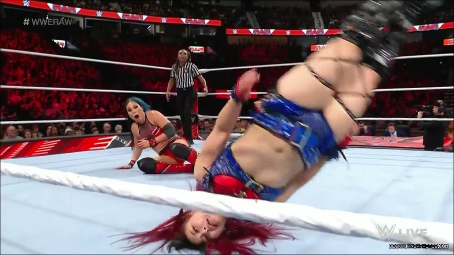 WWE_Monday_Night_Raw_2023_01_02_720p_HDTV_x264-NWCHD_mp4_005555155.jpg