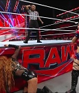 WWE_Monday_Night_Raw_2023_01_02_720p_HDTV_x264-NWCHD_mp4_005144811.jpg