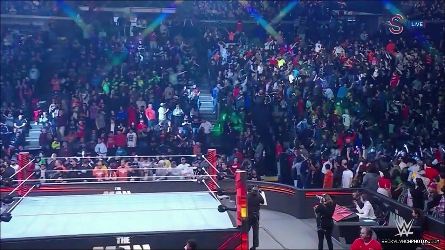 WWE_Monday_Night_RAW_2023_01_16_720p_HDTV_x264-Star_mp4_002472266.jpg