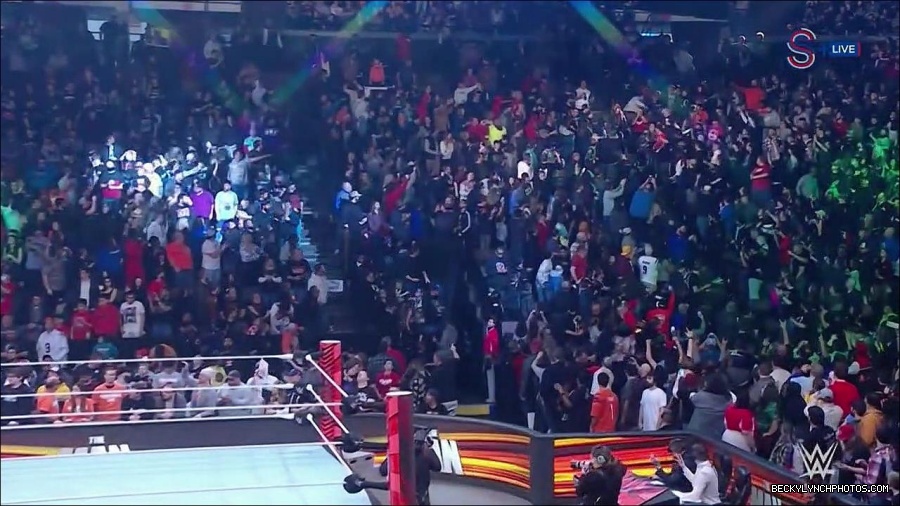 WWE_Monday_Night_RAW_2023_01_16_720p_HDTV_x264-Star_mp4_002473866.jpg