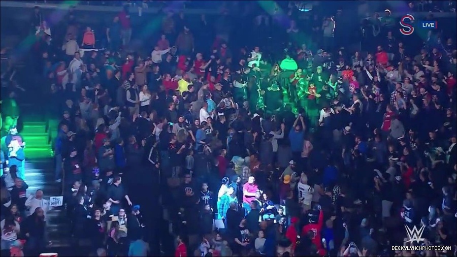 WWE_Monday_Night_RAW_2023_01_16_720p_HDTV_x264-Star_mp4_002477066.jpg