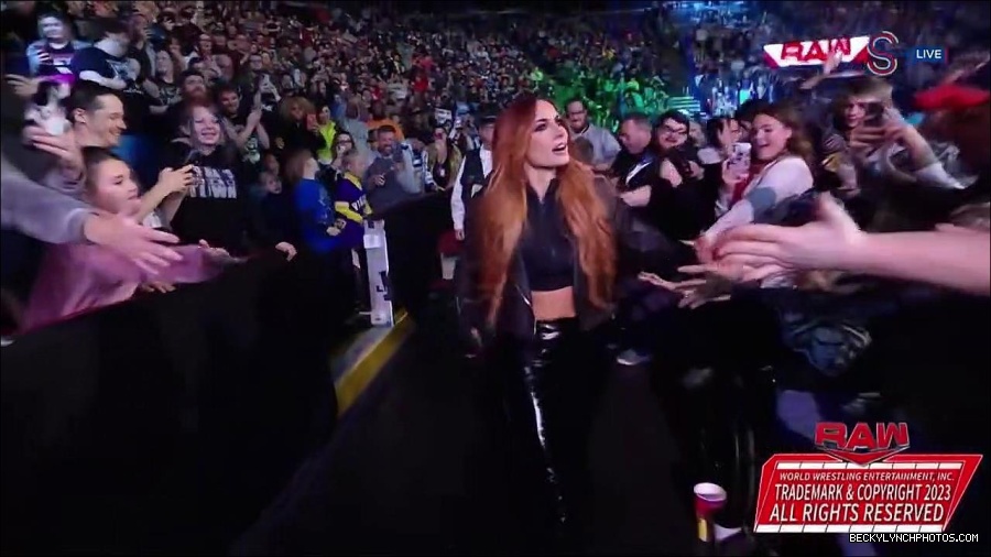 WWE_Monday_Night_RAW_2023_01_16_720p_HDTV_x264-Star_mp4_002495466.jpg